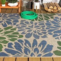 JONATHAN Y SMB110B-8 Zinnia Modern Floral Textured Weave Indoor Outdoor Area-Rug Bohemian Coastal Easy-Cleaning Bedroom Kitchen Backyard Patio Non Shedding, 8 X 10, Navy/Green -Safavieh Furniture 61hVDhC3ljL
